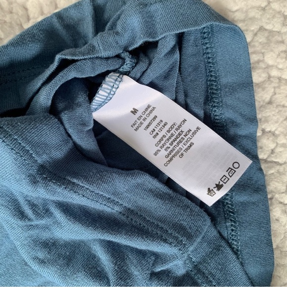 Dynamite Long Sleeve  Turtle Neck - Picture 4 of 7